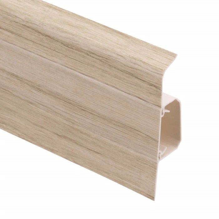 Plintă cu canal din PVC pentru parchet SG 75 Stejar Dakota, 2200x75x24.5 mm